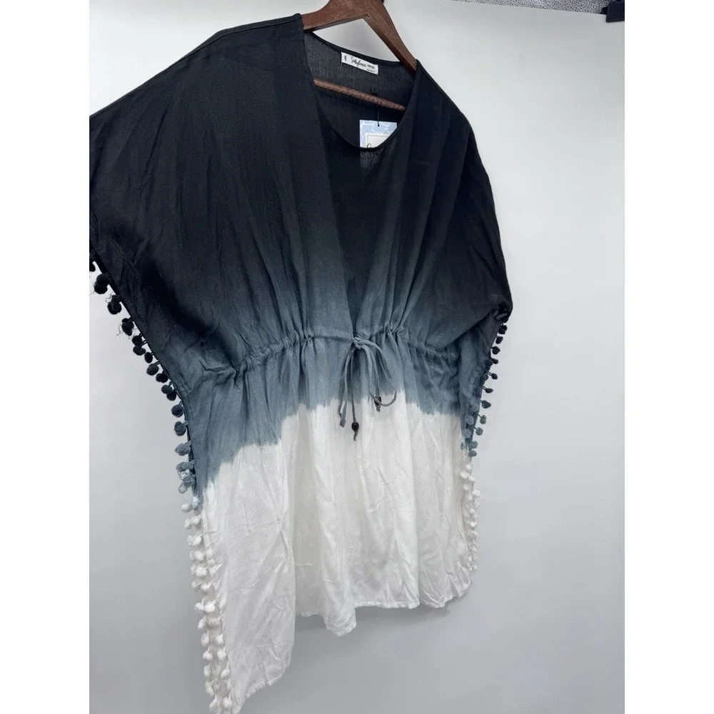 Salty Lemon Beach Cover-Up One Size Ombre White/Black Short Sleeve pompom resort